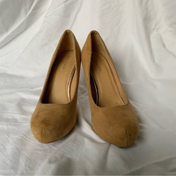 Roman UK Brand Like New Suede Bridge Heels 8.5 size - Picture 5 of 12